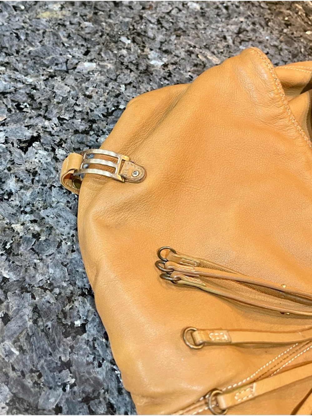 Hayden Harnett Shoulder Bag Tan Leather Hobo with Tassel & Hardware Detail - Picture 6 of 16